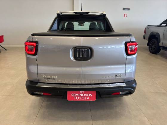 FIAT TORO 2.0 16V TURBO DIESEL VOLCANO 4WD AT9 FIAT TORO 2.0 16V TURBO DIESEL VOLCANO 4WD AT9